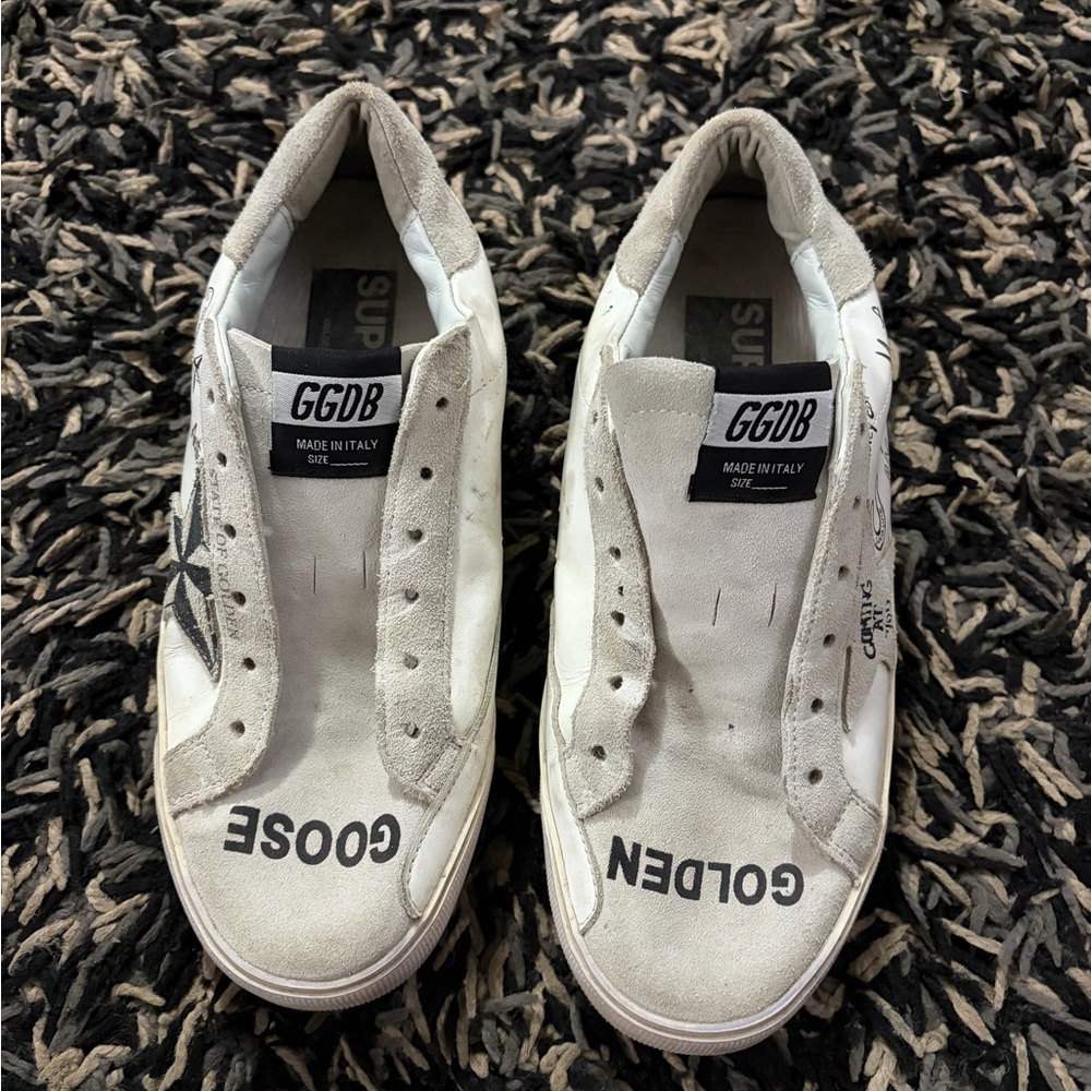 Golden Goose White Leather Low-Top Sneakers with Black Star and Gray Suede - Picture 2 of 13
